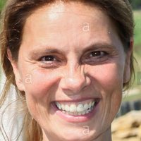 Sarah Wiener Nøgen