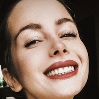 Sasha Shenderey Nøgen
