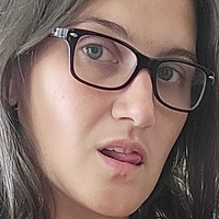 sbeth Nøgen