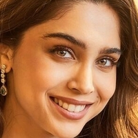 Sharvari Nøgen