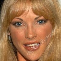 Shayla LaVeaux Nøgen