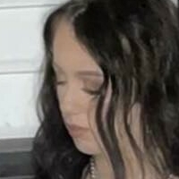 Shelby Dias Nøgen