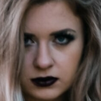 Shelby Dueitt Nøgen