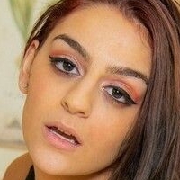 Shelby Mayne Nøgen