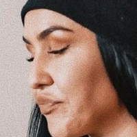 Sian Kelly Nøgen