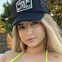 Skyiiah Nøgen