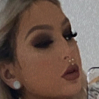 Skylar Vox Nøgen