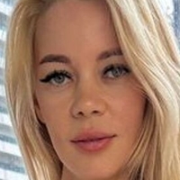 Sofie Mills Nøgen