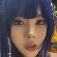 Song Ju A Nøgen