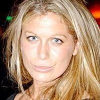 Sonya Walger Nøgen