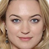 Sophia Myles Nøgen
