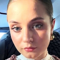 Sophie Breuer Nøgen