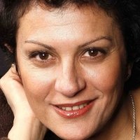 Souad Amidou Nøgen