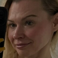 Sqauts_and_pizza Nøgen