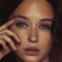 Stefania Seimur Nøgen