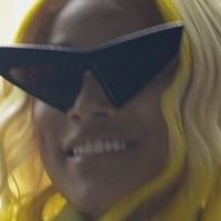 Stefflon Don Nøgen
