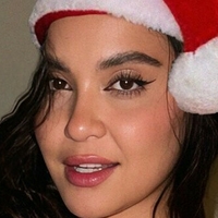 Stella Hudgens Nøgen