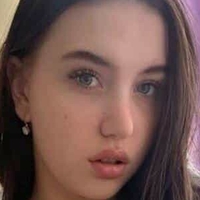 Stella Quinn Nøgen