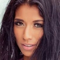 Stephanie Ayala Nøgen