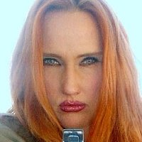 Stephanie Beaton Nøgen