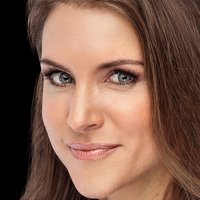 Stephanie McMahon Nøgen