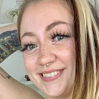 strawberrykween Nøgen