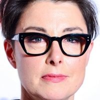 Sue Perkins Nøgen