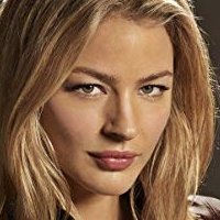Tabrett Bethell Nøgen