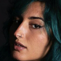 Talia Pissialli Nøgen