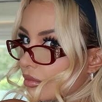 Tana Mongeau Nøgen