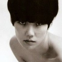 Tao Okamoto Nøgen