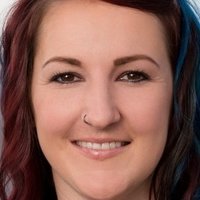 Tara Glass Nøgen