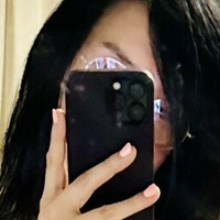 Tara Kaminarito Nøgen