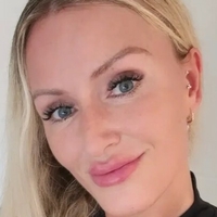 Tati_ink Nøgen