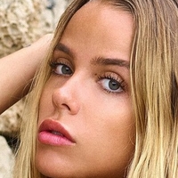 Taylor Brumann Nøgen