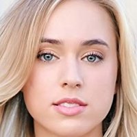 Taylor Murphy Nøgen