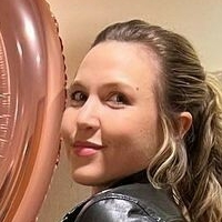 Taylor Tomlinson Nøgen