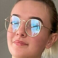 Taylorhugs Nøgen