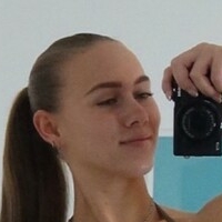 Tia Collins Nøgen