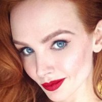 Tiah Eckhardt Nøgen