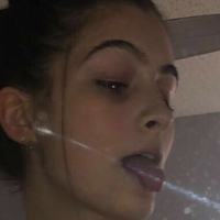 Tiana Basden Nøgen