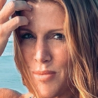 Tonya Nøgen