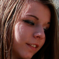 Tori Nikitin Nøgen