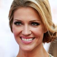 Tricia Helfer Nøgen