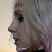 Tricia Pain Nøgen