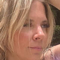 Tris Love Nøgen