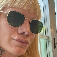 ts_queen_matea Nøgen
