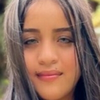 Valentina Salazar Nøgen
