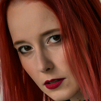 Valéria Kozma Nøgen