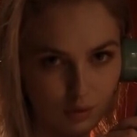Vanessa Tamkan Nøgen